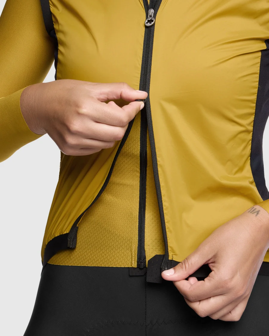 Ärmellose Jacke ASSOS UMA GT WIND S11 Damen Golden Yellow - Image 8