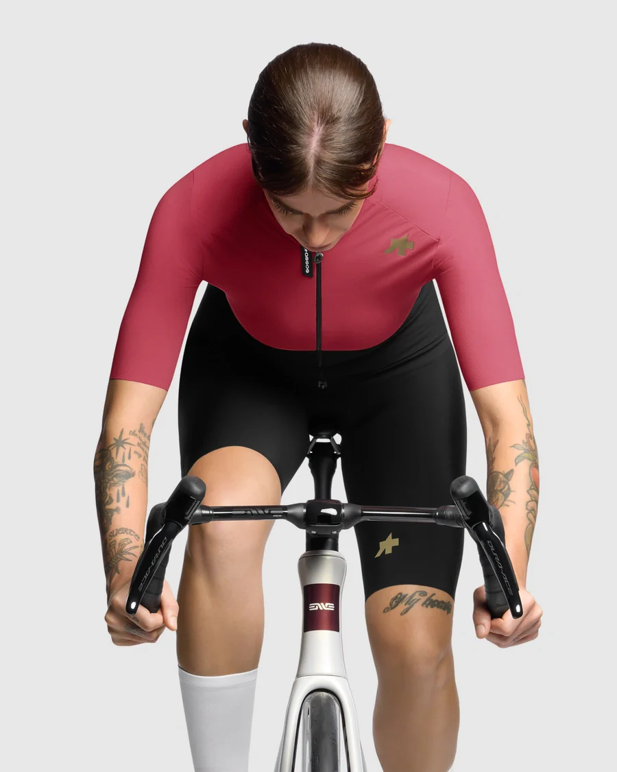 ASSOS UMA GTV S11 Kurzarm Trikot Women Berry - Image 5