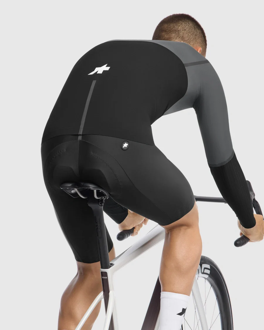 ASSOS EQUIPE RS ALLEYCAT S11 Jacke Grau - Image 7