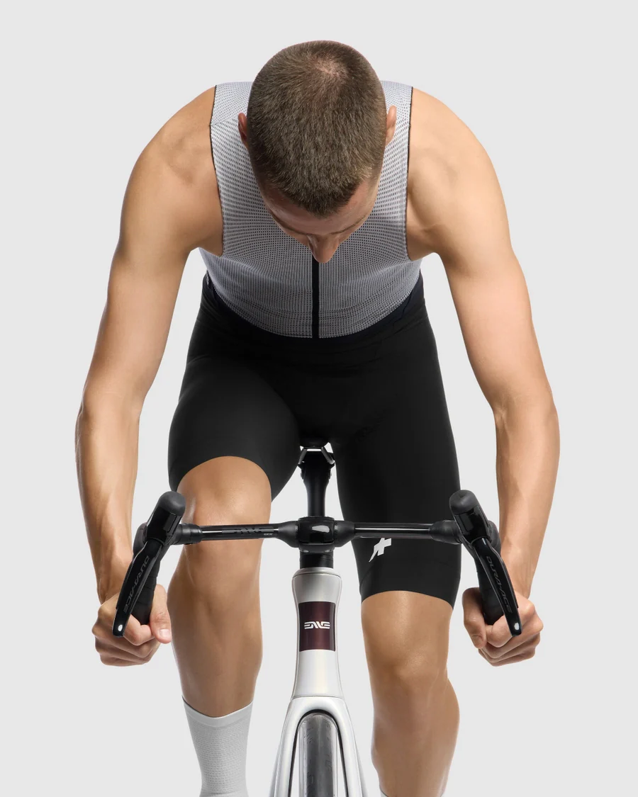 ASSOS MILLE GT HALF S11 Kurze Radlerhose Schwarz - Image 5