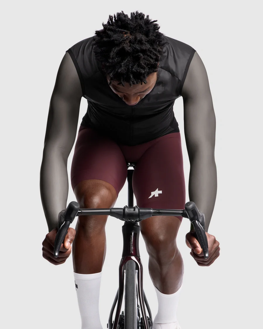 ASSOS MILLE GT WIND S11 Ärmellose Jacke Schwarz - Image 5