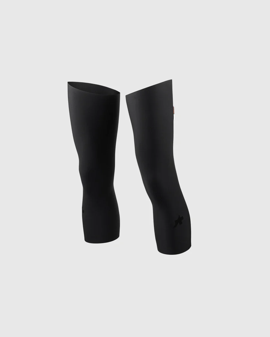 ASSOS R WINTER P1 Knieschützer Schwarz - Image 4