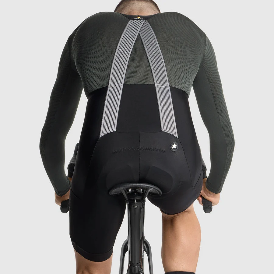 ASSOS TACTICA SPRING FALL Kurze Trägerhose T5 Schwarz - Image 8