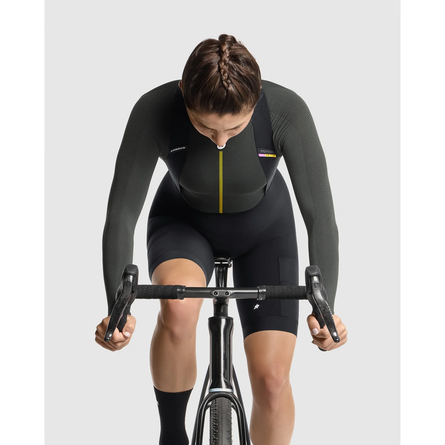 ASSOS TACTICA SPRING FALL T5 Damen Kurz Trägerhose Schwarz - Image 6