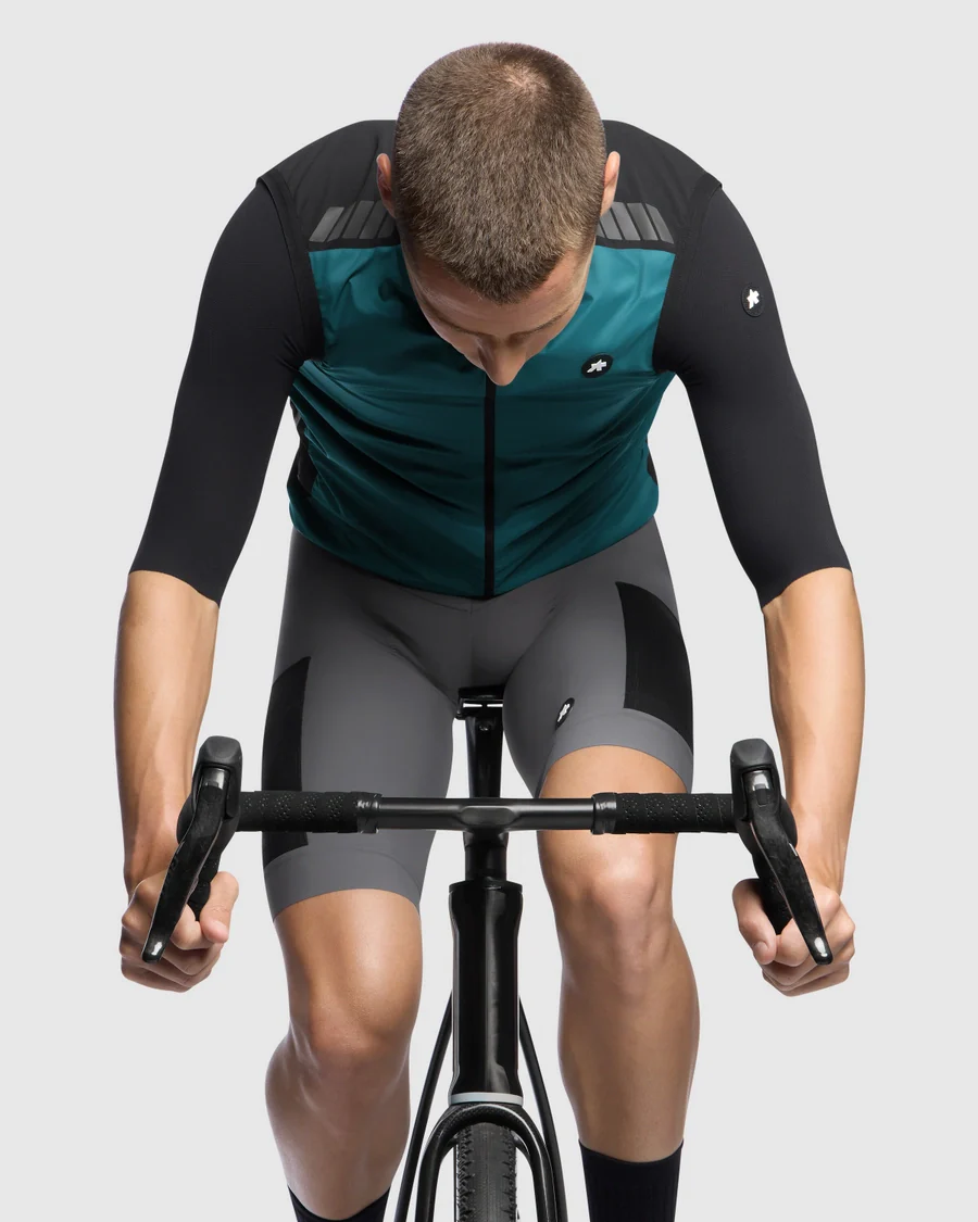 ASSOS TACTICA T5 Deep Petrol Ärmellose Jacke - Image 5