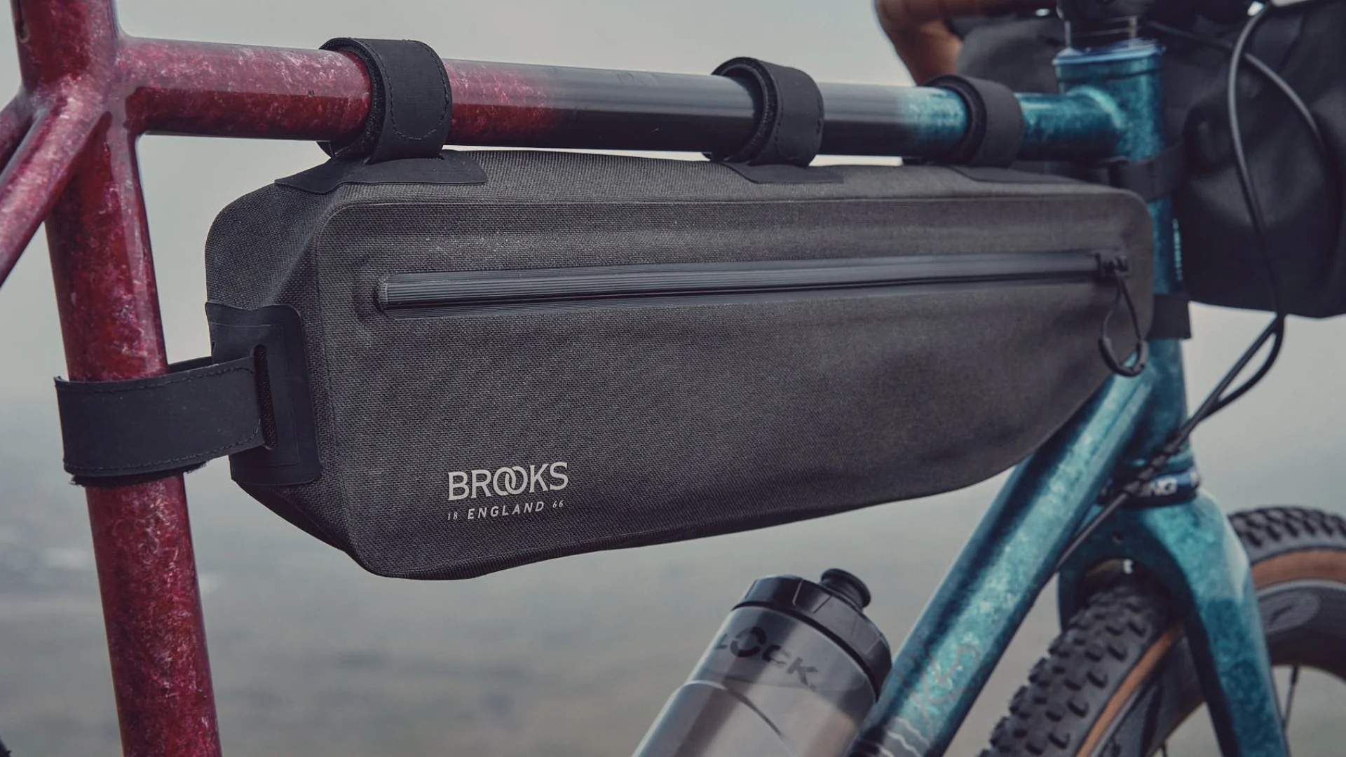 BROOKS SCAPE 3L Rahmentasche Schwarz - Image 5