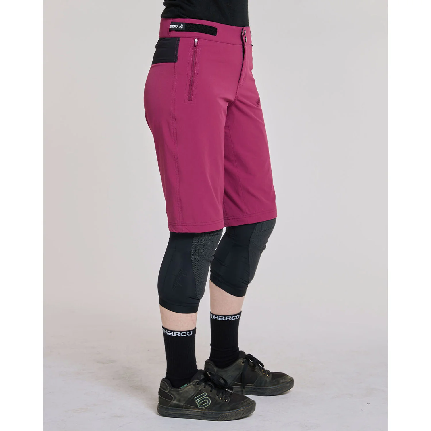 DHARCO GRAVITY Shorts Damen Sangria - Image 2