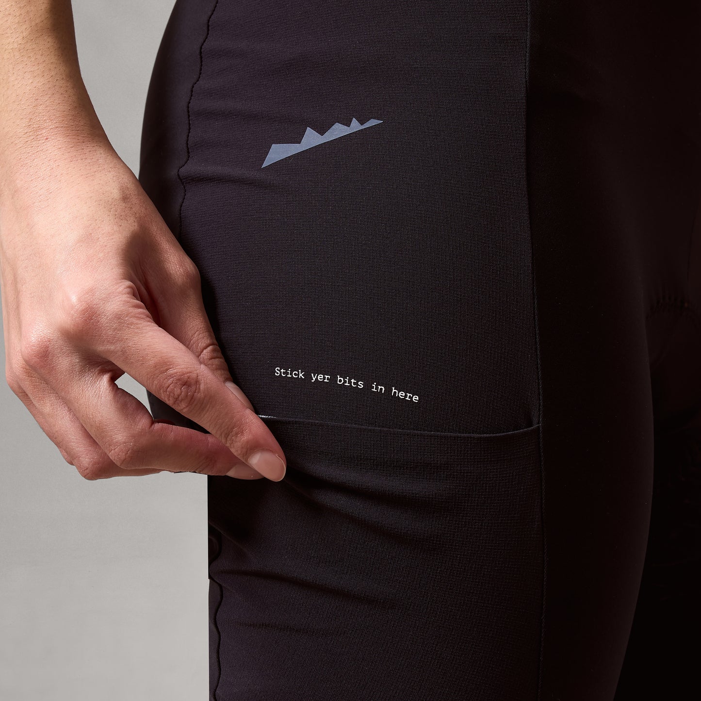 ENDURA ALLTRACK RIDE WAIST Shorts Women Schwarz - Image 5