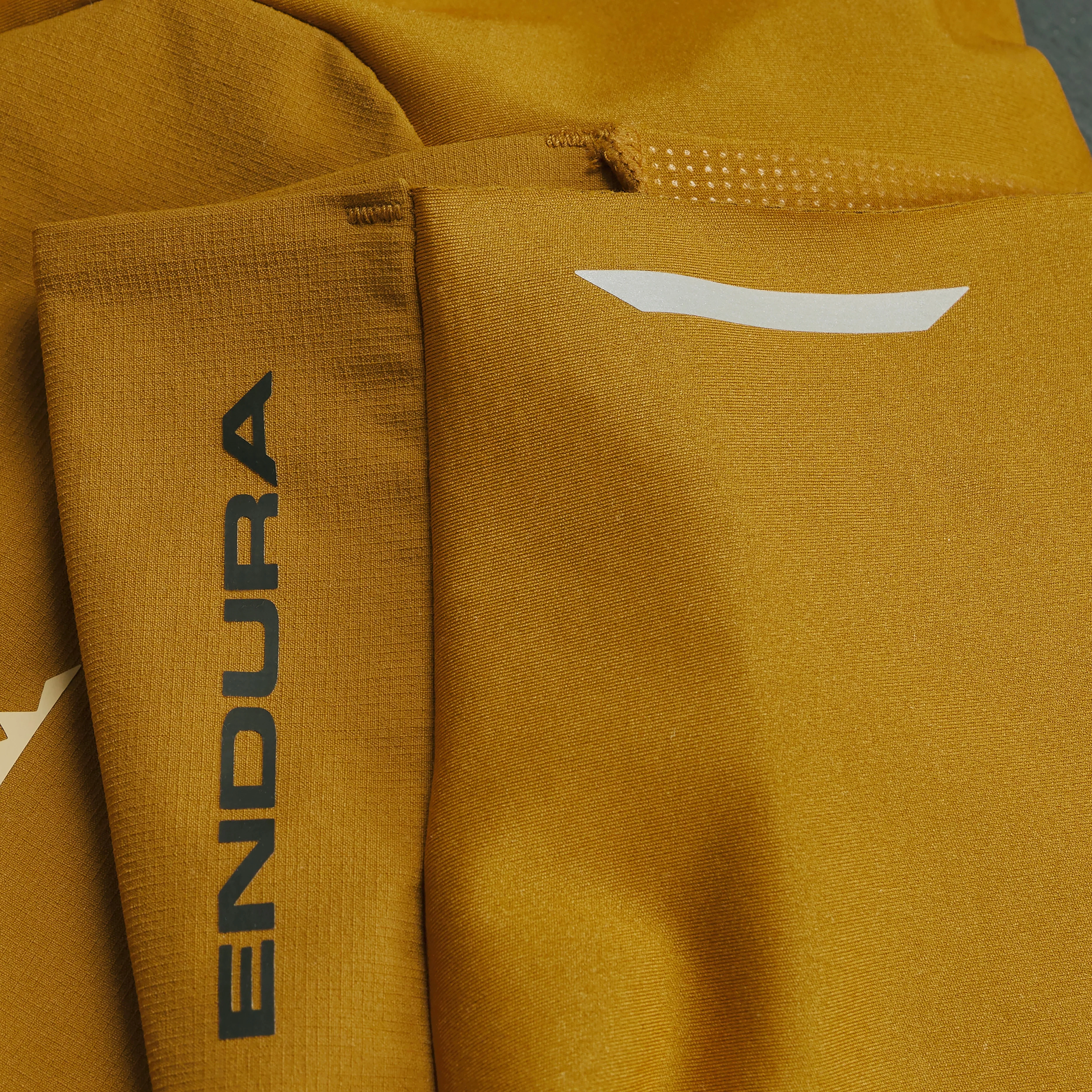 ENDURA ALLTRACK RIDE Women's Bronze Short Bib Shorts - Image 8