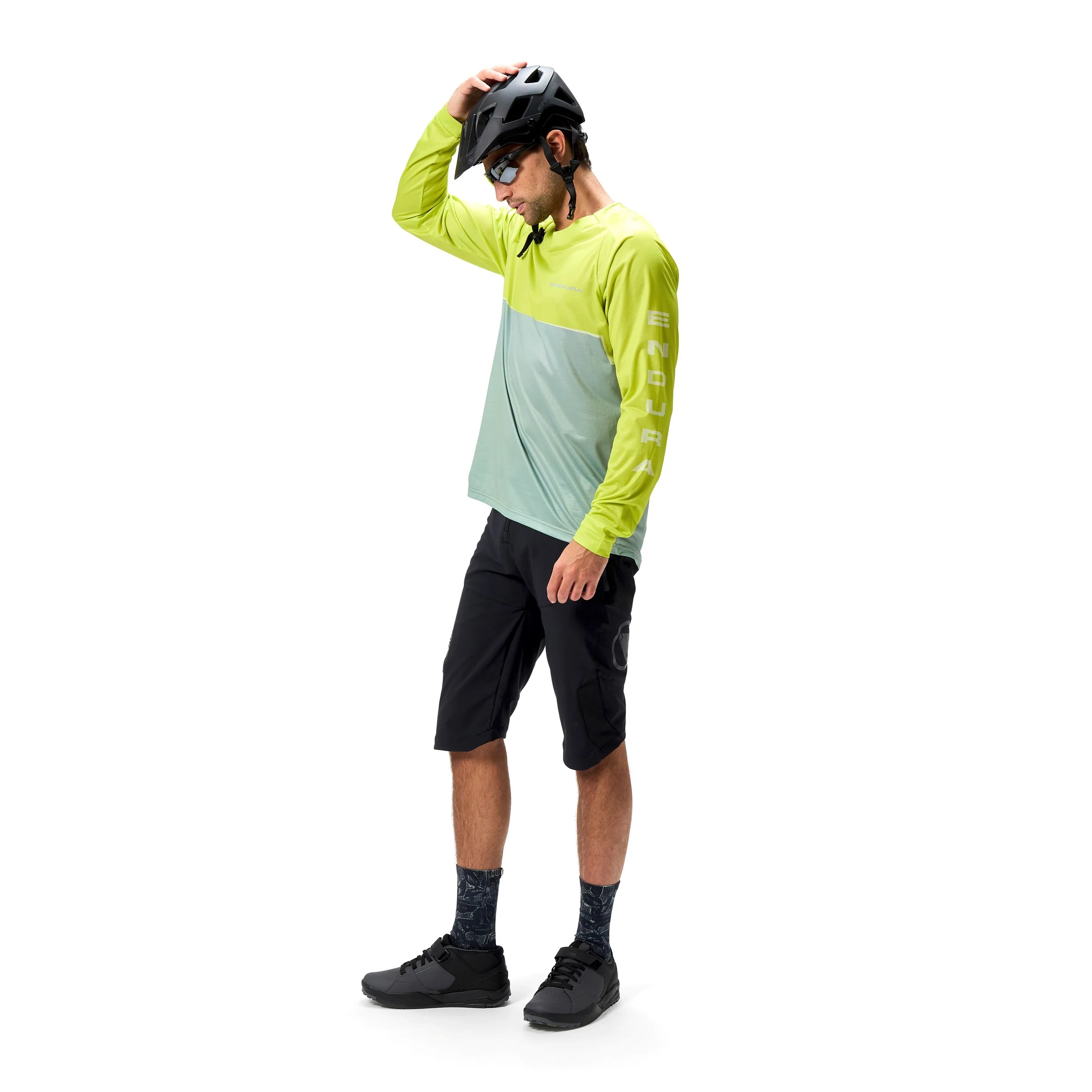 ENDURA CORE PRINTED Langarmtrikot Grün - Image 11