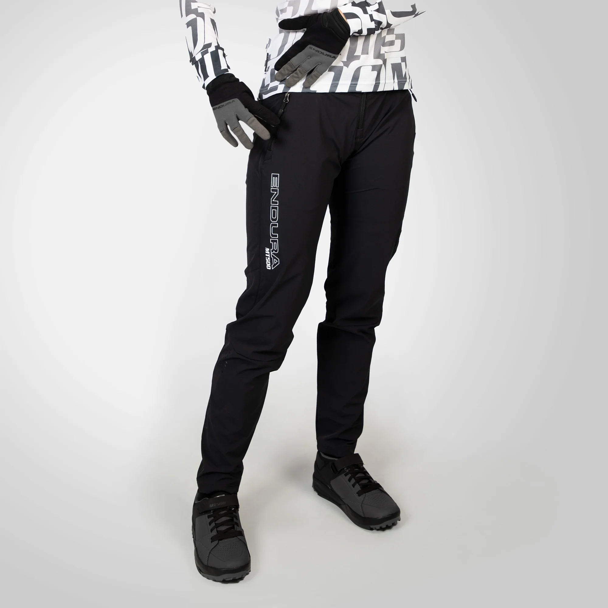 ENDURA MT500 BURNER LITE Hose Women Schwarz - Image 3