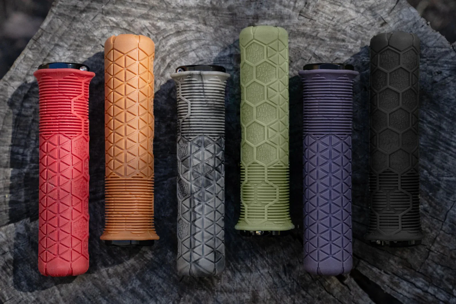 ENVE FRACTAL Lock-On Trail Grips Rot - Image 2