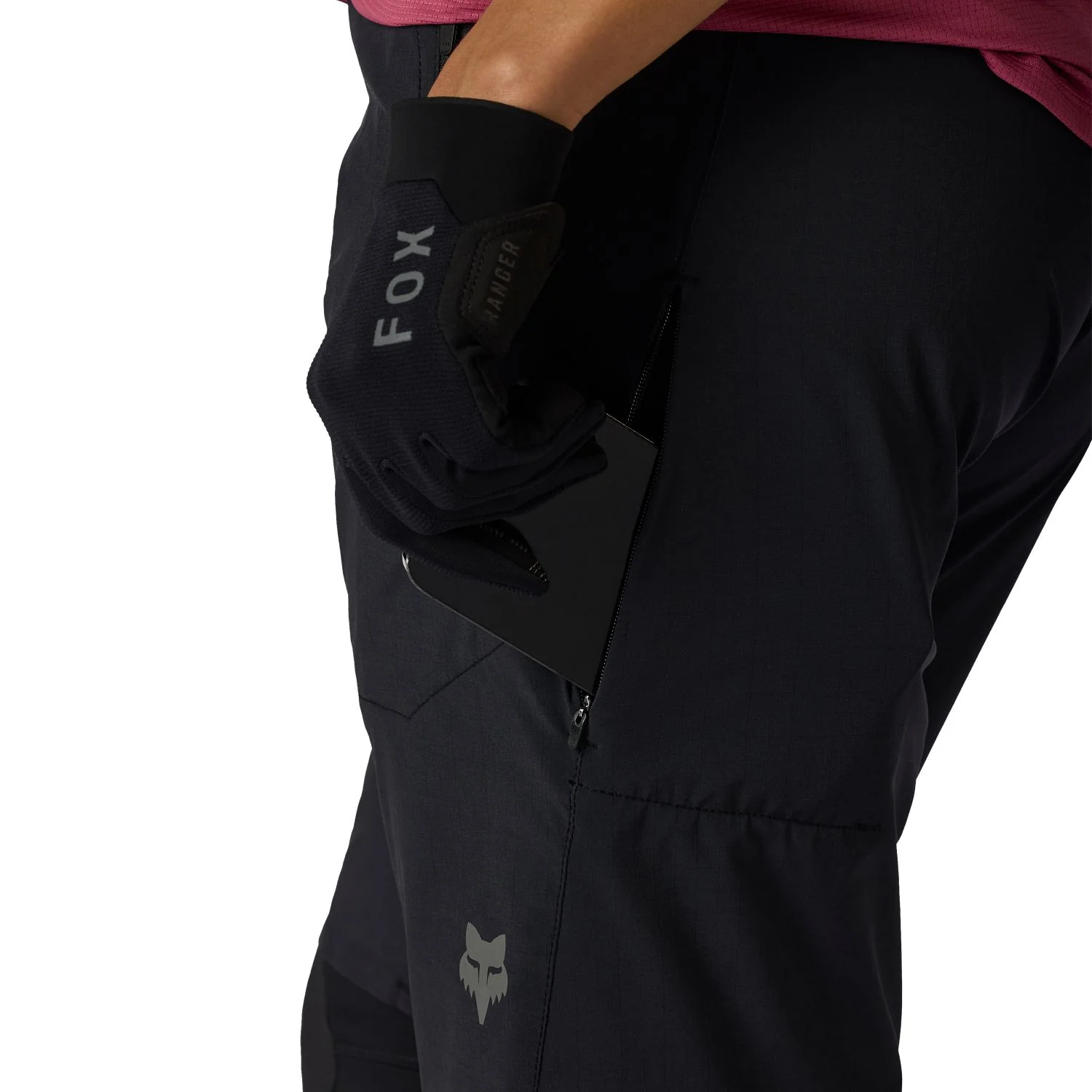 FOX FLEXAIR Shorts Women Schwarz - Image 8