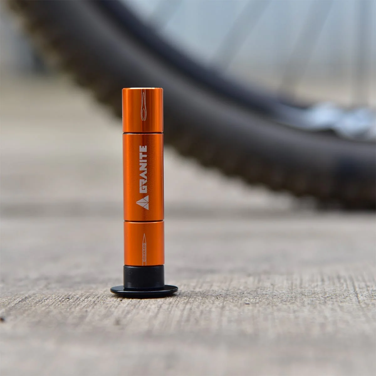 GRANITE DESIGN CNC Tubeless Repair Kit + 4 Dochte Orange - Image 3