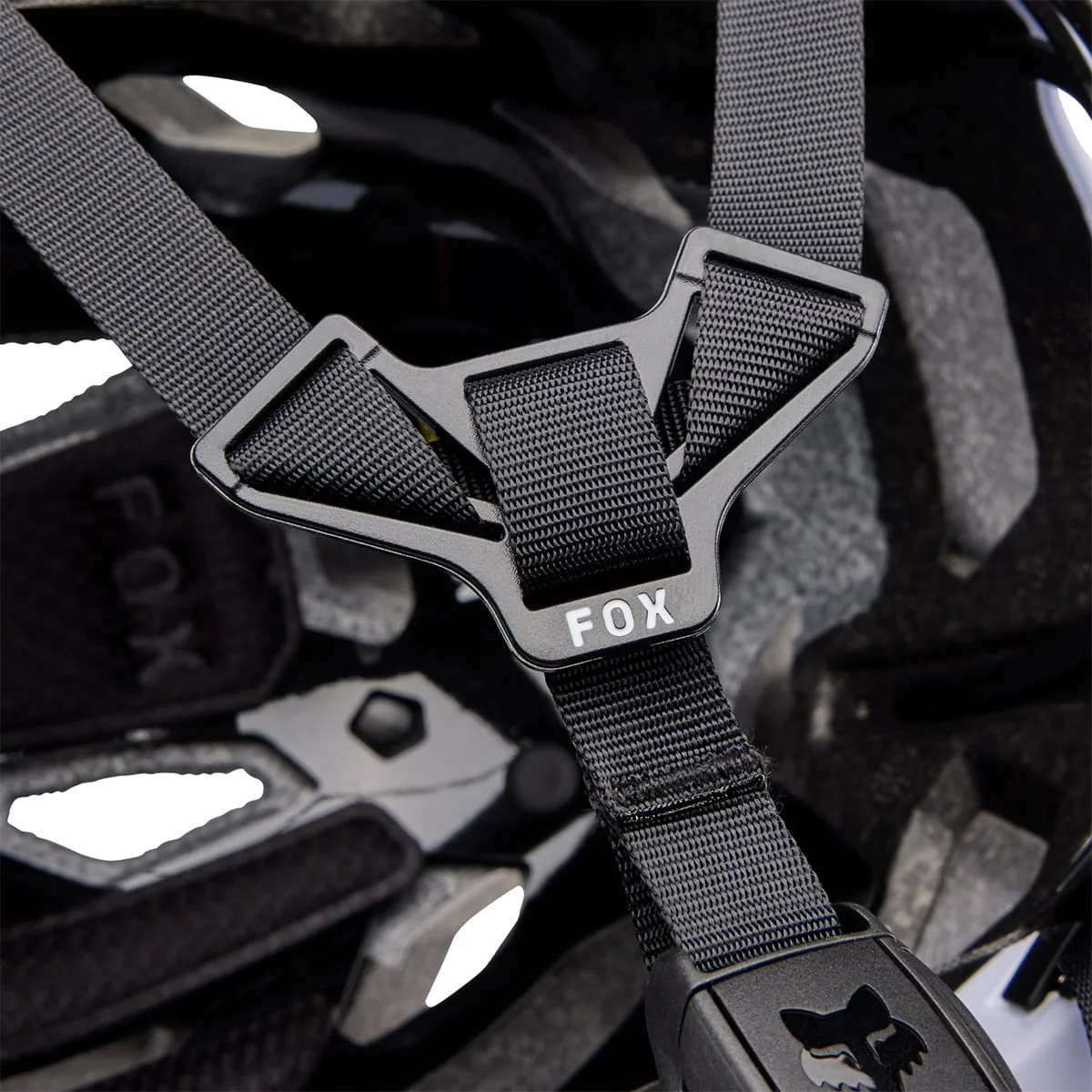 MTB/Gravel Helm FOX CROSSFRAME PRO MIPS SOLIDS Weiß - Image 8