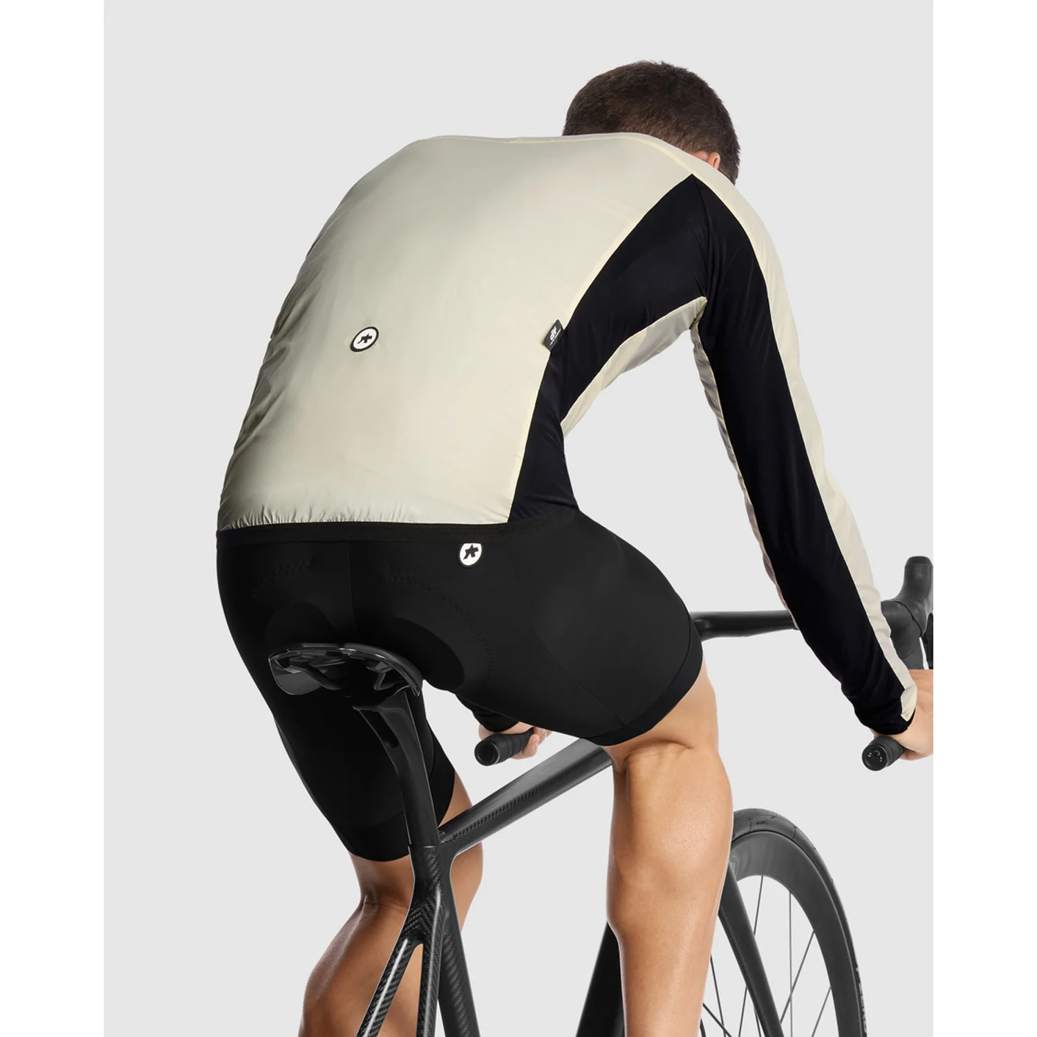 Jacke ASSOS MILLE GT WIND C2 Sand - Image 7
