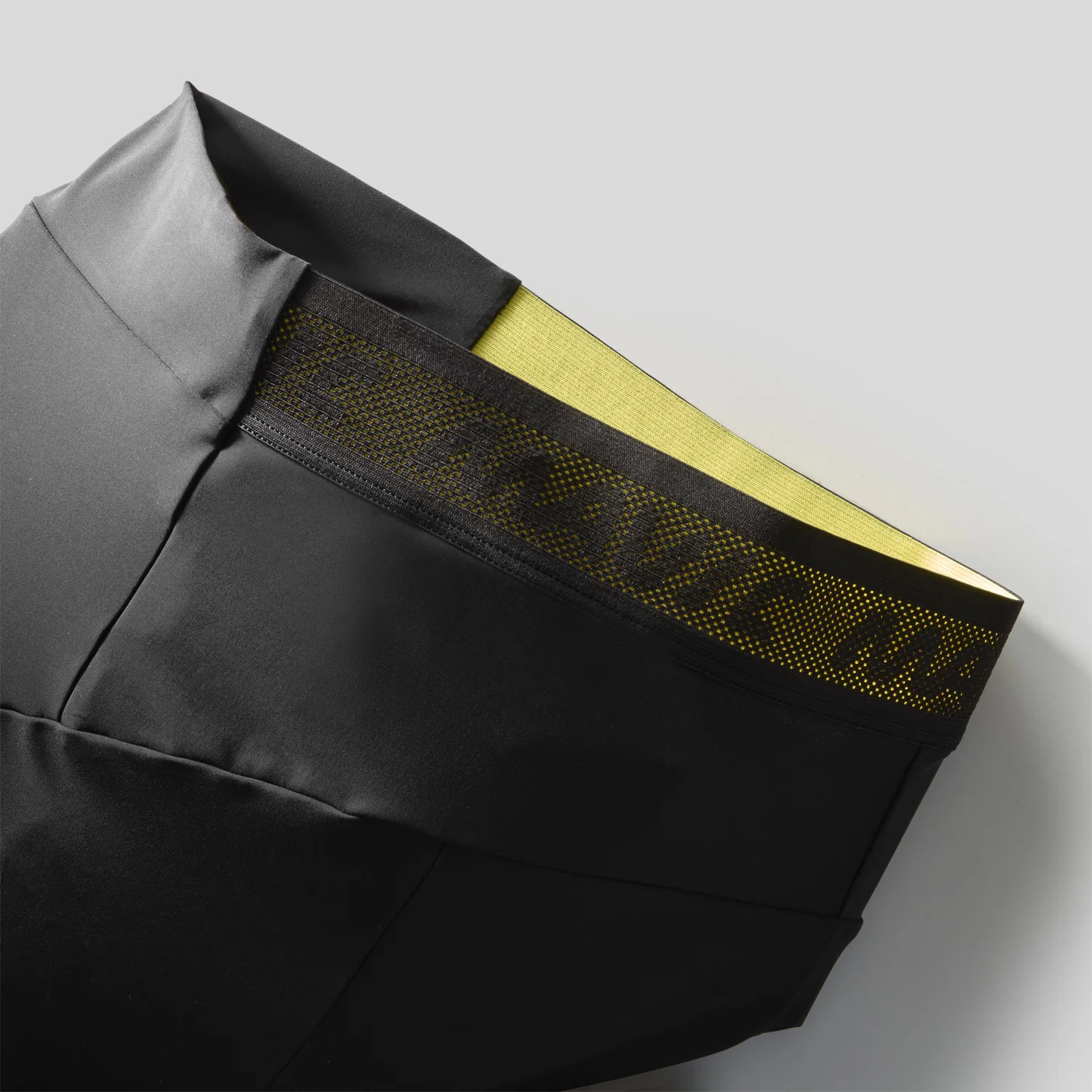 MAVIC AKSIUM Damen 3/4 Radhose Schwarz - Image 6