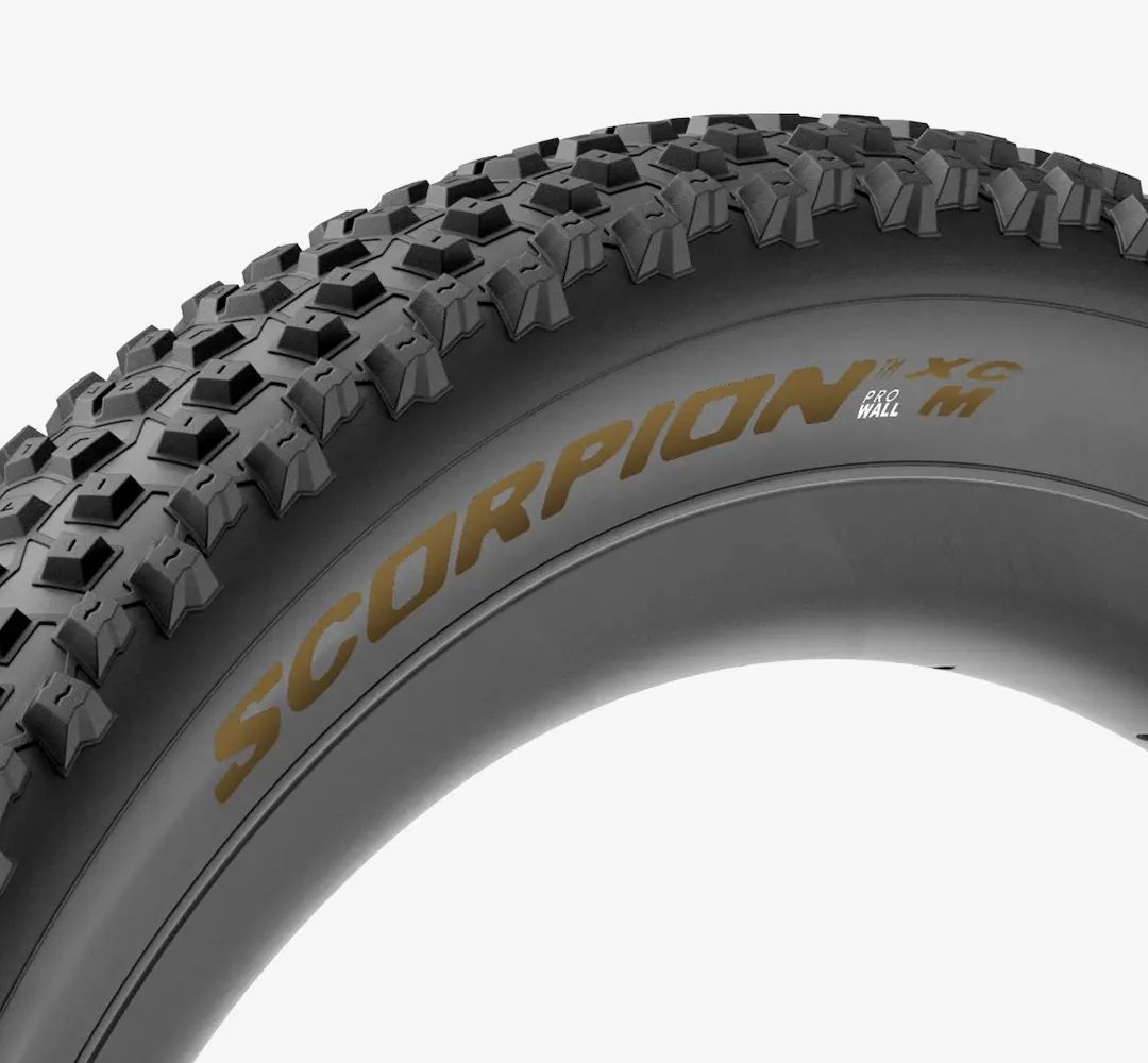 PIRELLI SCORPION XC M 29x2.4 ProWall Tubeless Ready Reifen Weich Schwarz/Gold 4354400 - Image 2