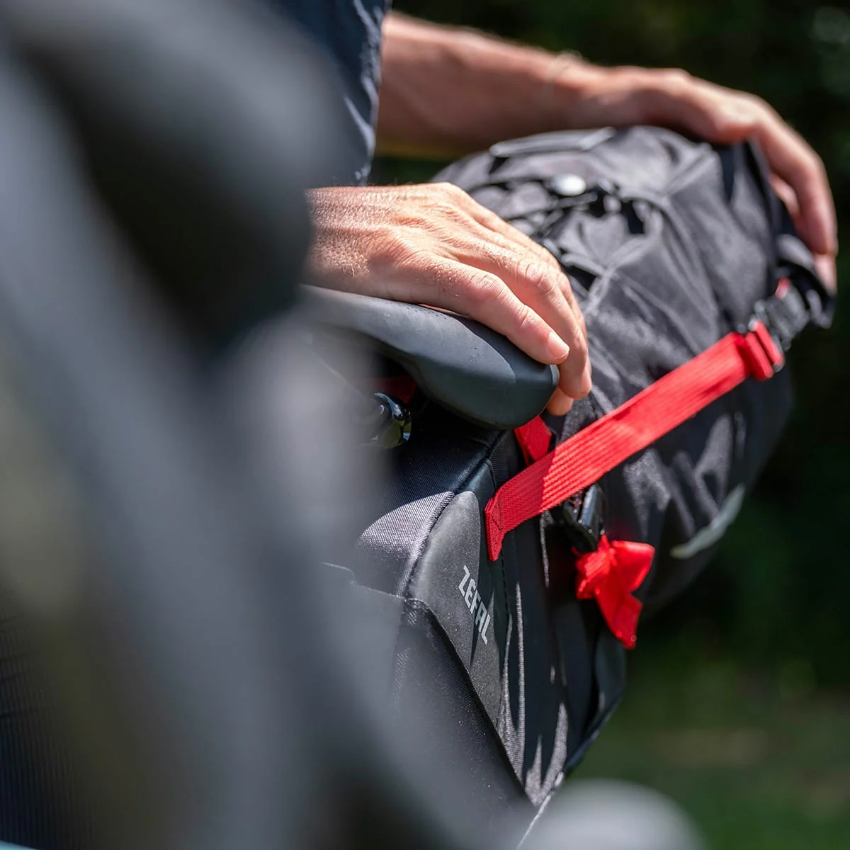 Satteltasche ZEFAL Z ADVENTURE R17 8 L - 17 L Schwarz - Image 15