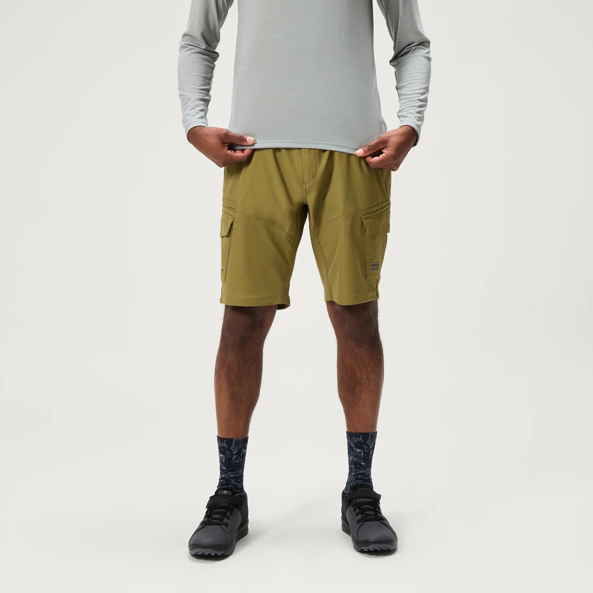 Shorts ENDURA LOOP CARGO Olivgrün - Image 5