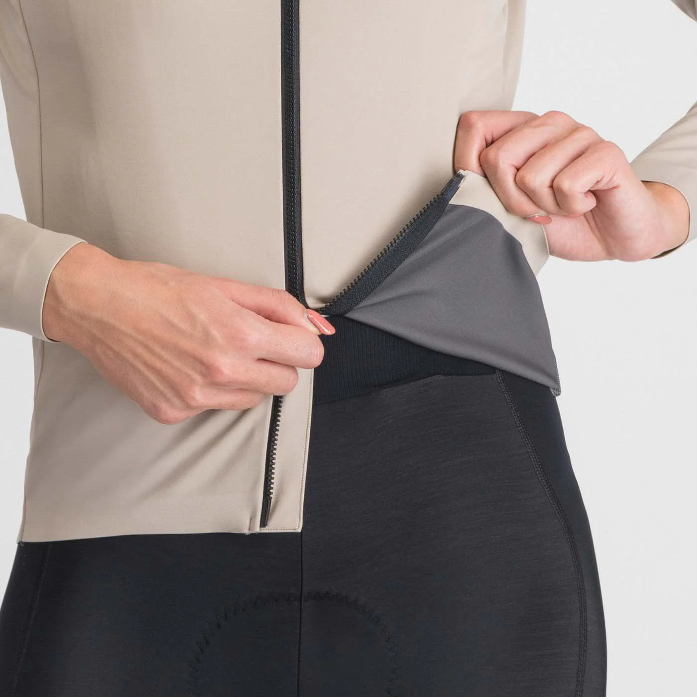 SPORTFUL FIANDRE SHIFT Jacket Women Beige - Image 2