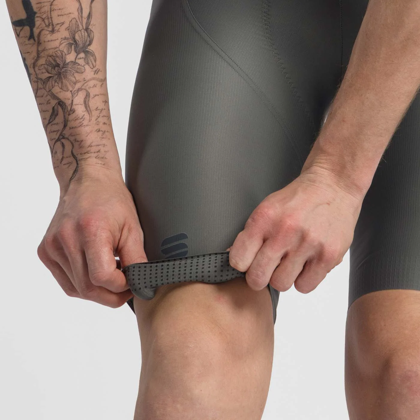SPORTFUL LTD 2 Kurze Trägerhose Grau - Image 3