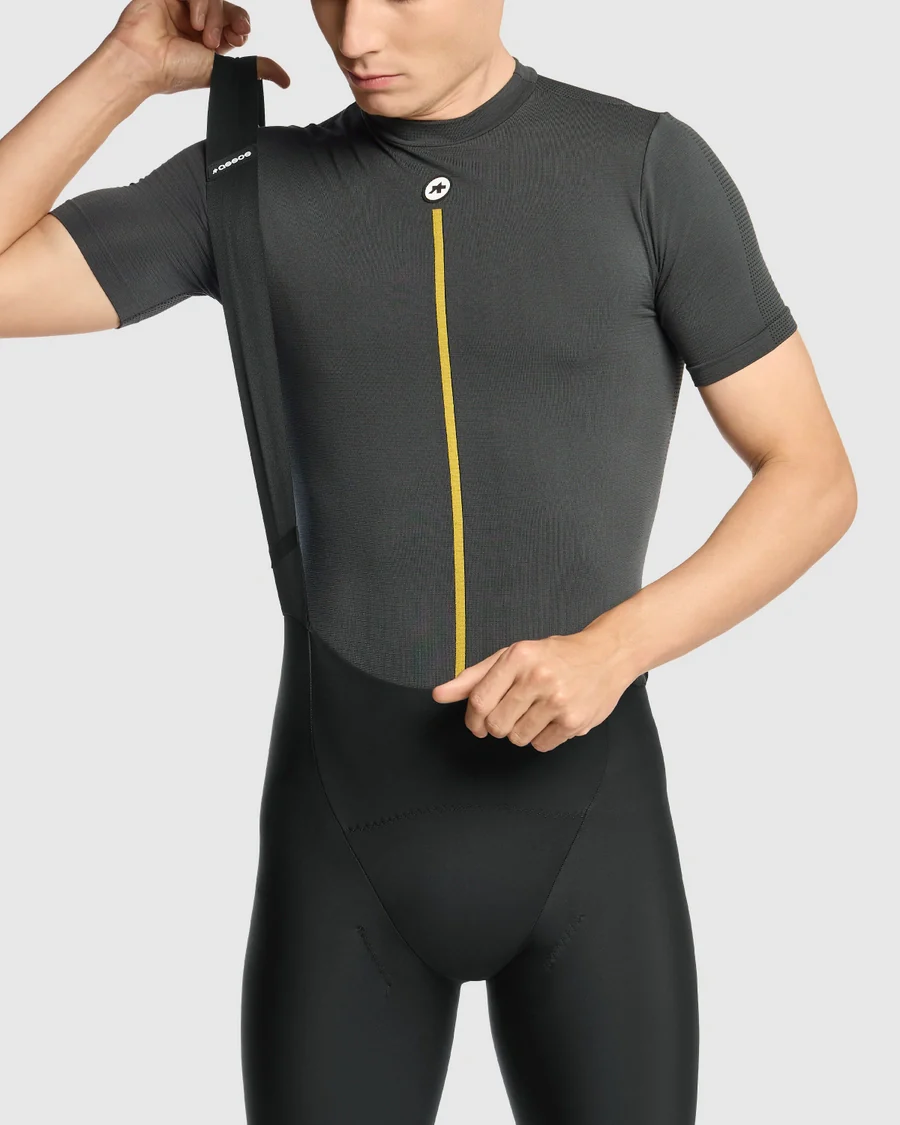 Unterwäsche ASSOS SPRING FALL P1 Kurzarm Grau - Image 4