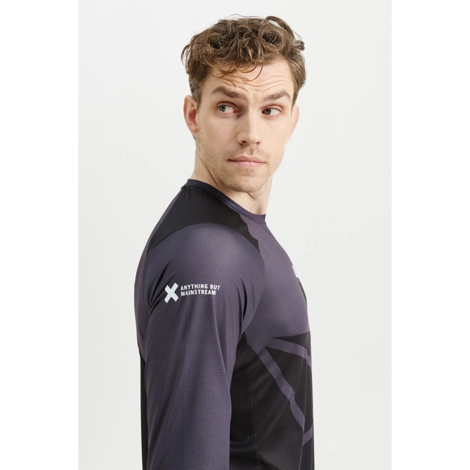 USWE BERG MTB Trikot Langarm Schwarz - Image 7