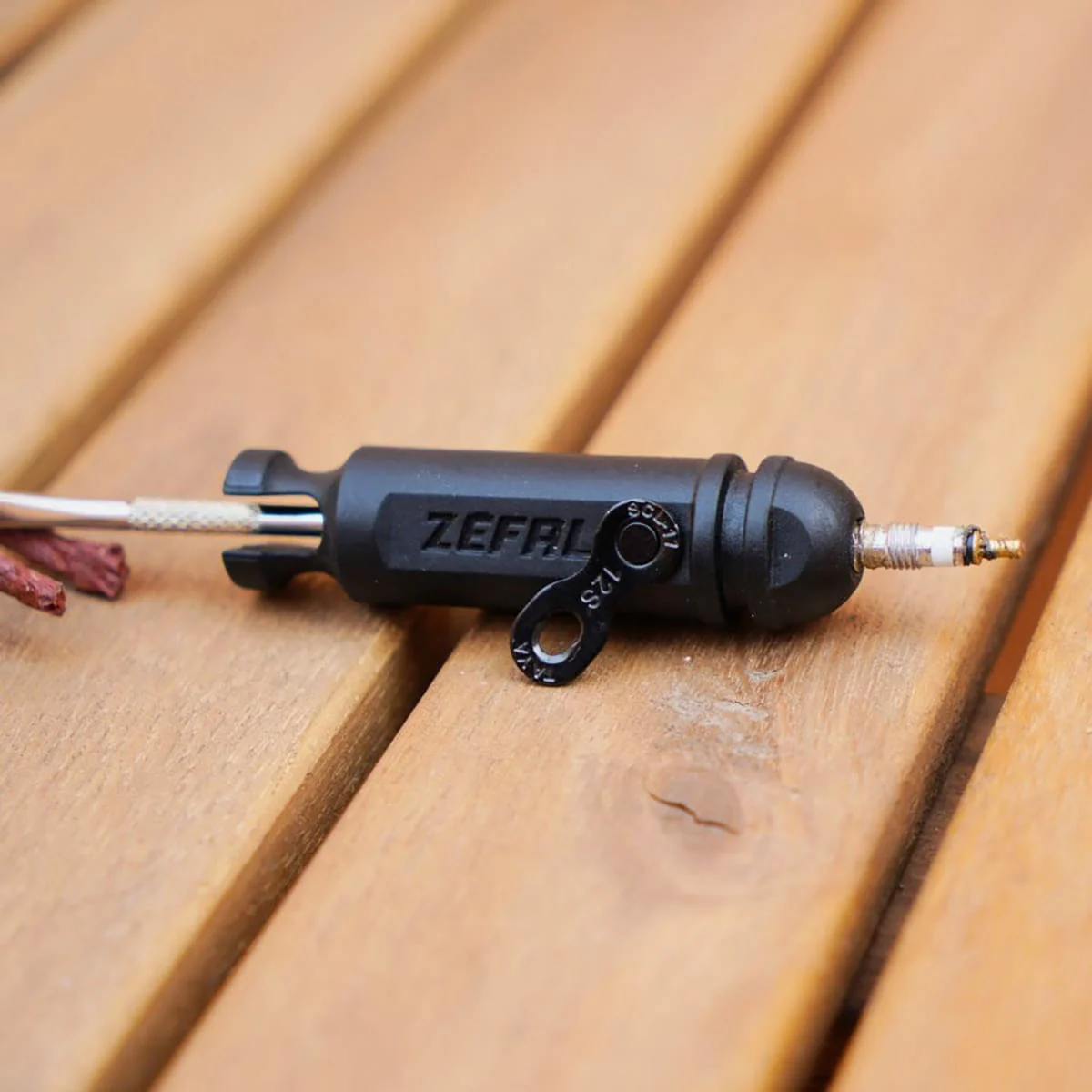 ZEFAL Z BAR PLUGS Integriertes Tubeless-Reparaturkit - Image 17
